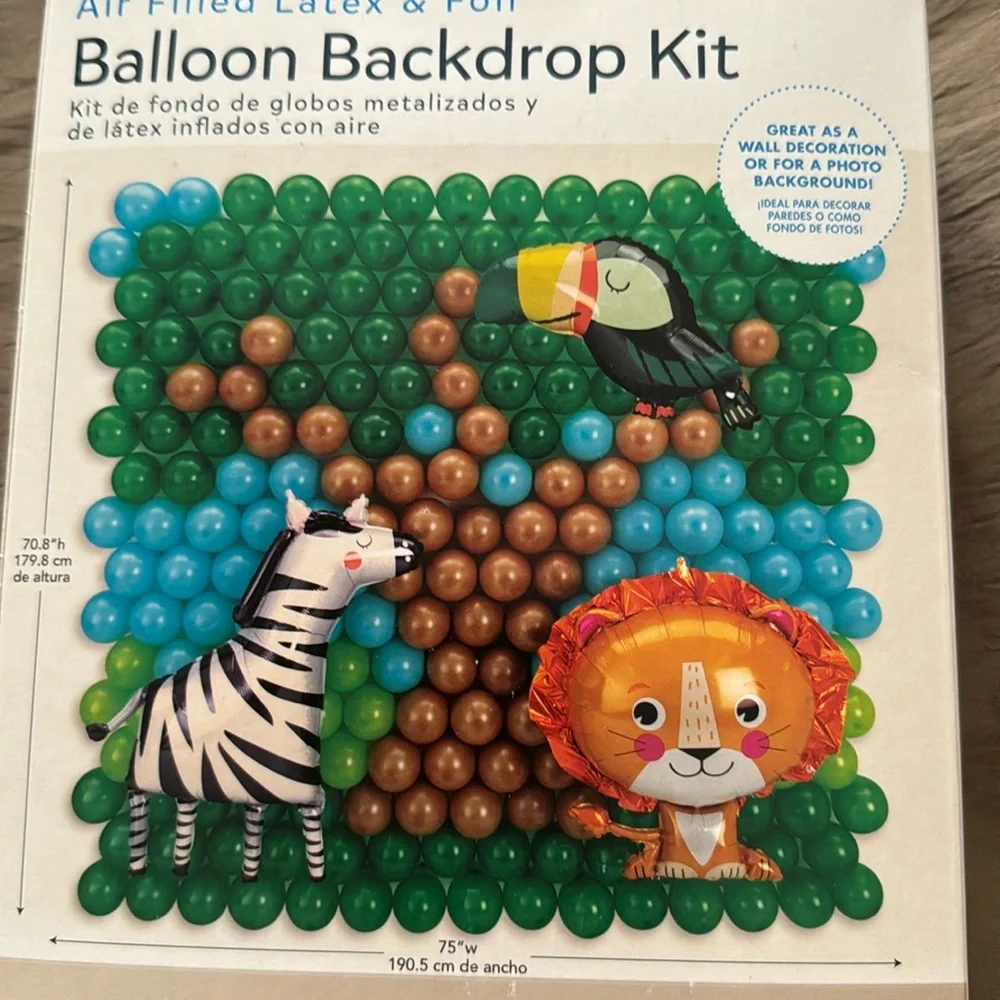 Balloon Backdrop Kit, NEW, Animal Theme, So Fun